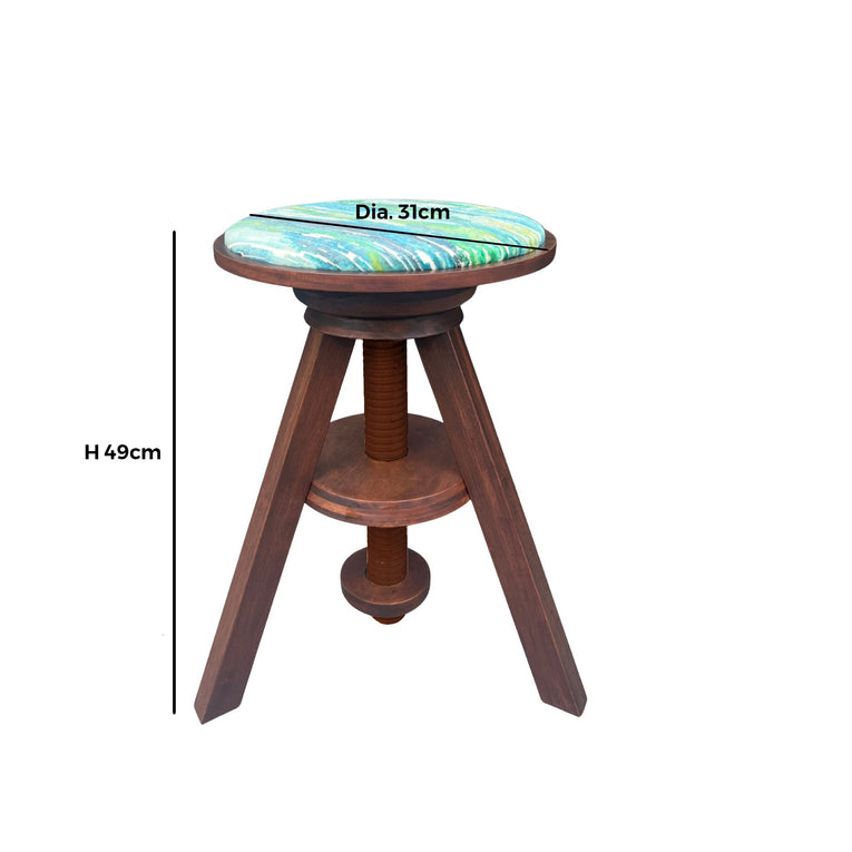 Mori Stool - Walnut